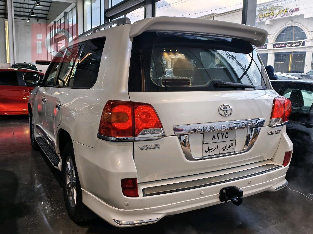 تويوتا لاندكروزر